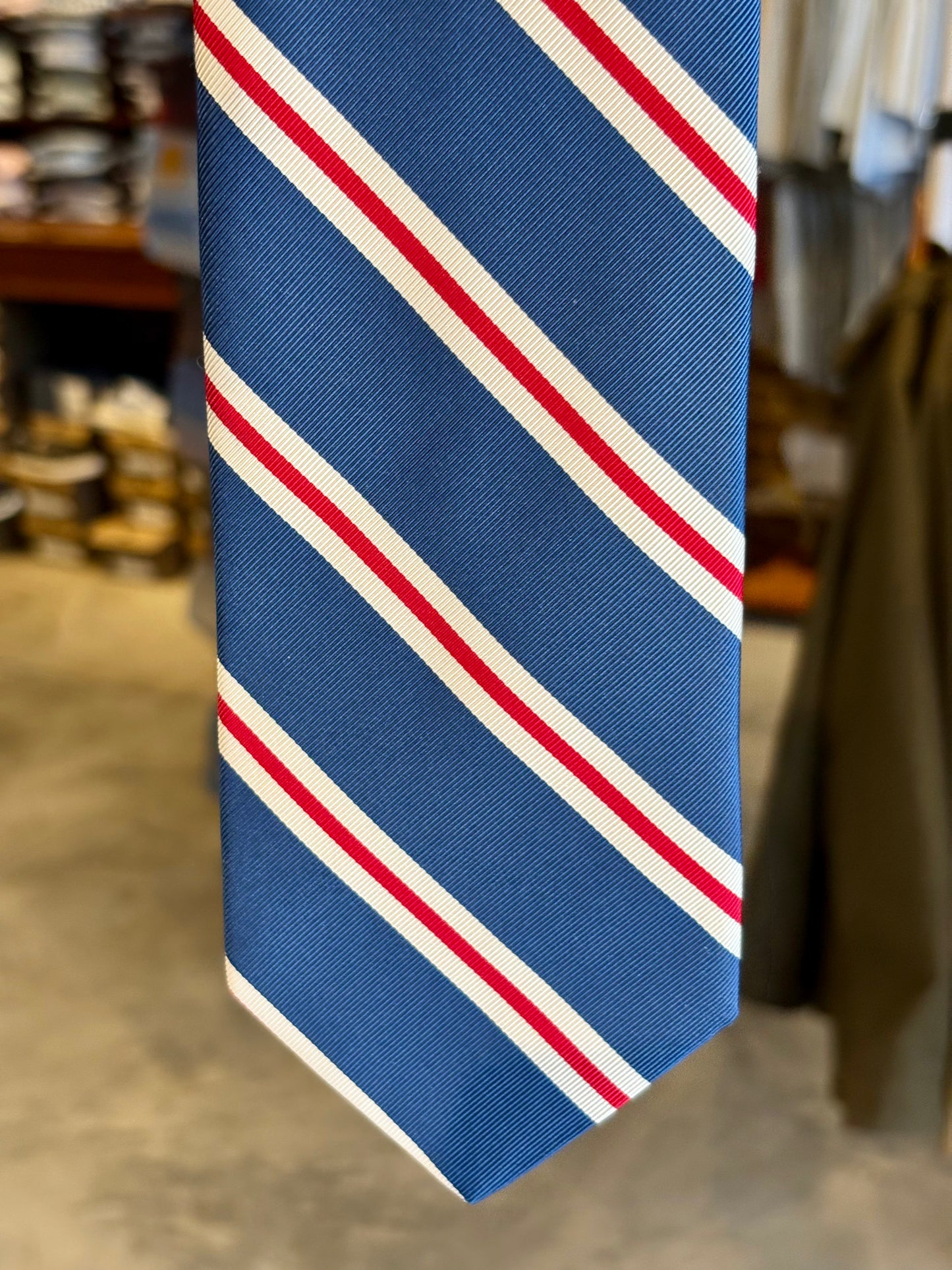 Neck Tie French Blue/Red Banks Stripes