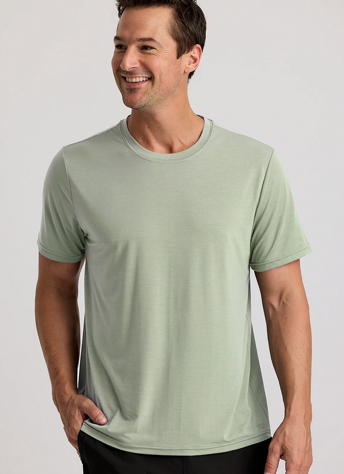 Men's Elevate Lightweight Tee