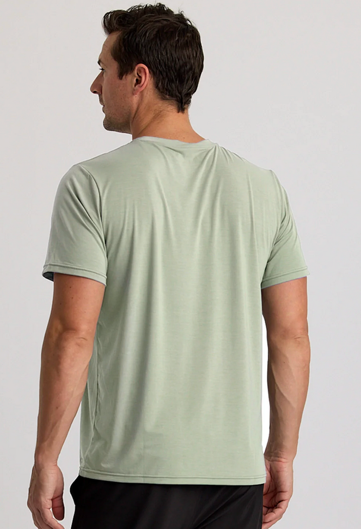 Men's Elevate Lightweight Tee