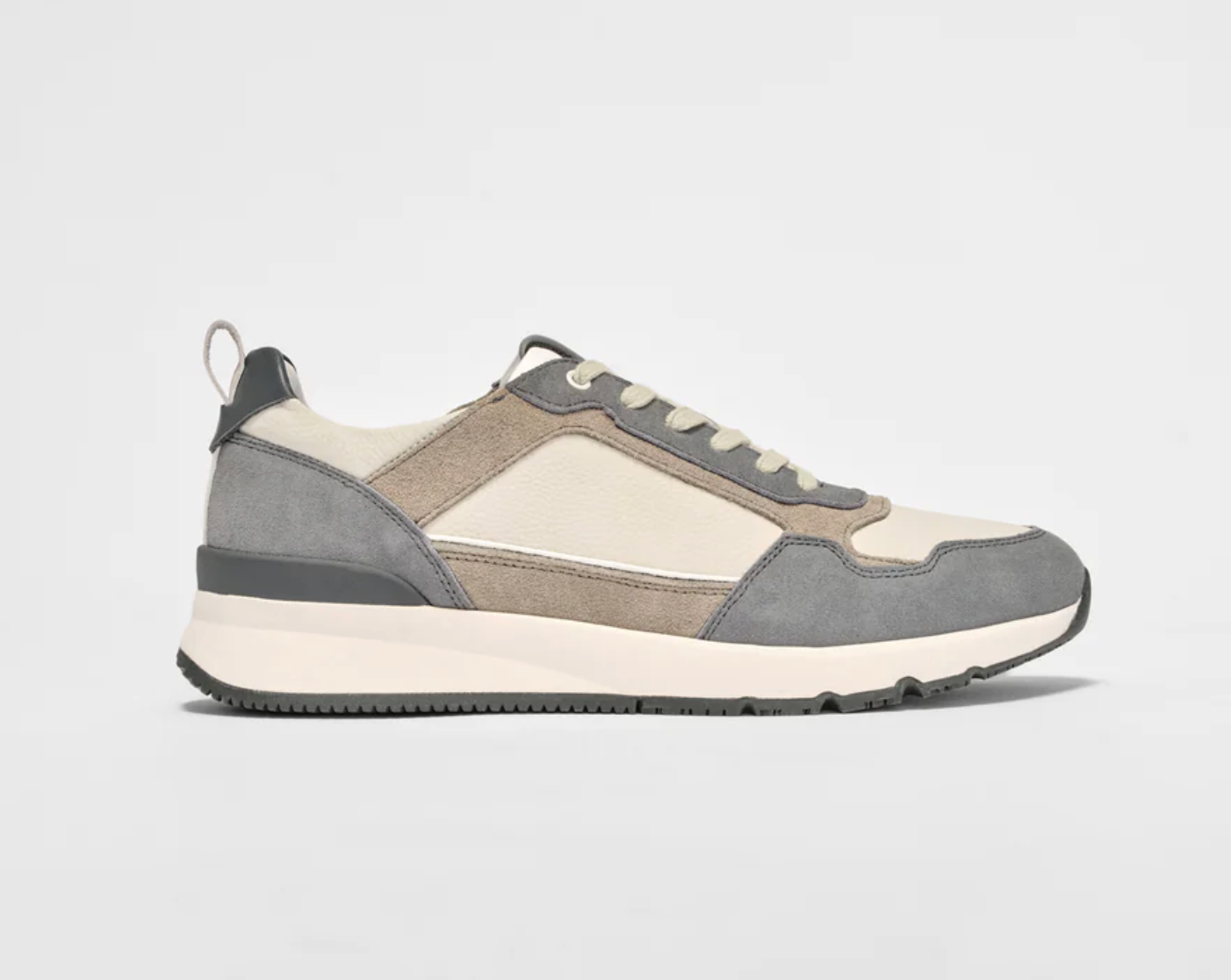 Palisades Sneaker